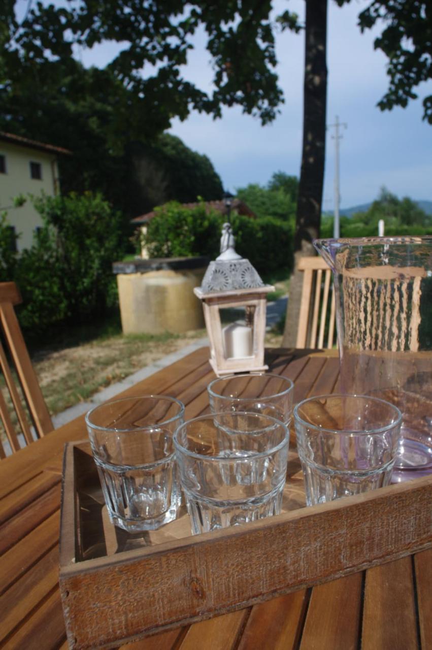 Casale La Fata -Tipico Toscano Immerso Nelle Colline Tra Lucca E Versilia, 6 Appartamenti Indipendenti Camaiore Ngoại thất bức ảnh