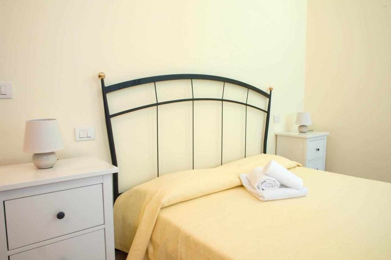 Casale La Fata -Tipico Toscano Immerso Nelle Colline Tra Lucca E Versilia, 6 Appartamenti Indipendenti Camaiore Ngoại thất bức ảnh