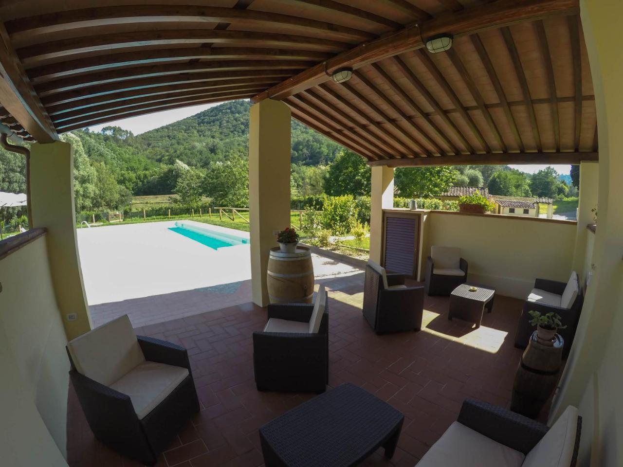 Casale La Fata -Tipico Toscano Immerso Nelle Colline Tra Lucca E Versilia, 6 Appartamenti Indipendenti Camaiore Ngoại thất bức ảnh