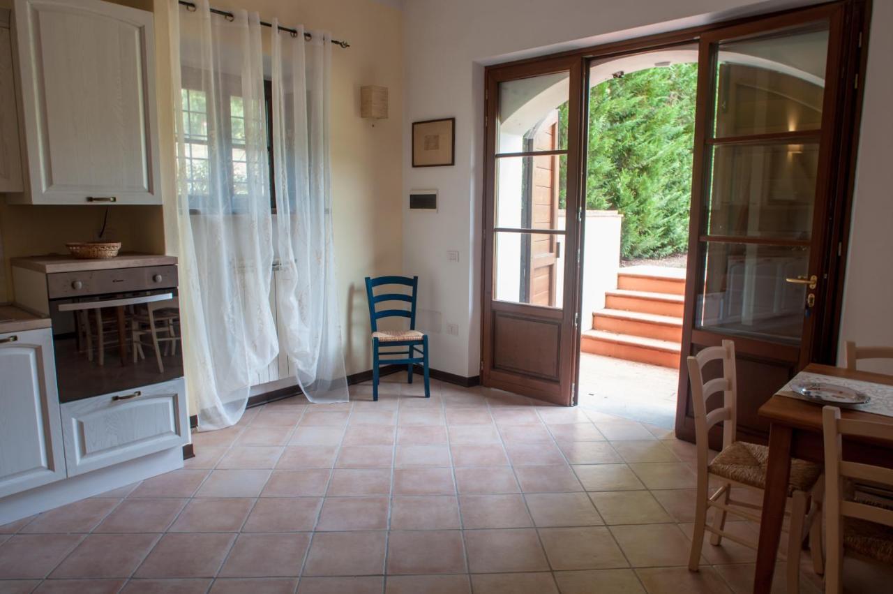Casale La Fata -Tipico Toscano Immerso Nelle Colline Tra Lucca E Versilia, 6 Appartamenti Indipendenti Camaiore Ngoại thất bức ảnh